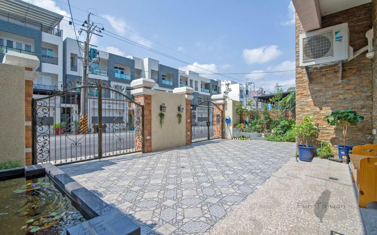 Holby No.8 Elevator Homestay T'ai-tung Exterior foto